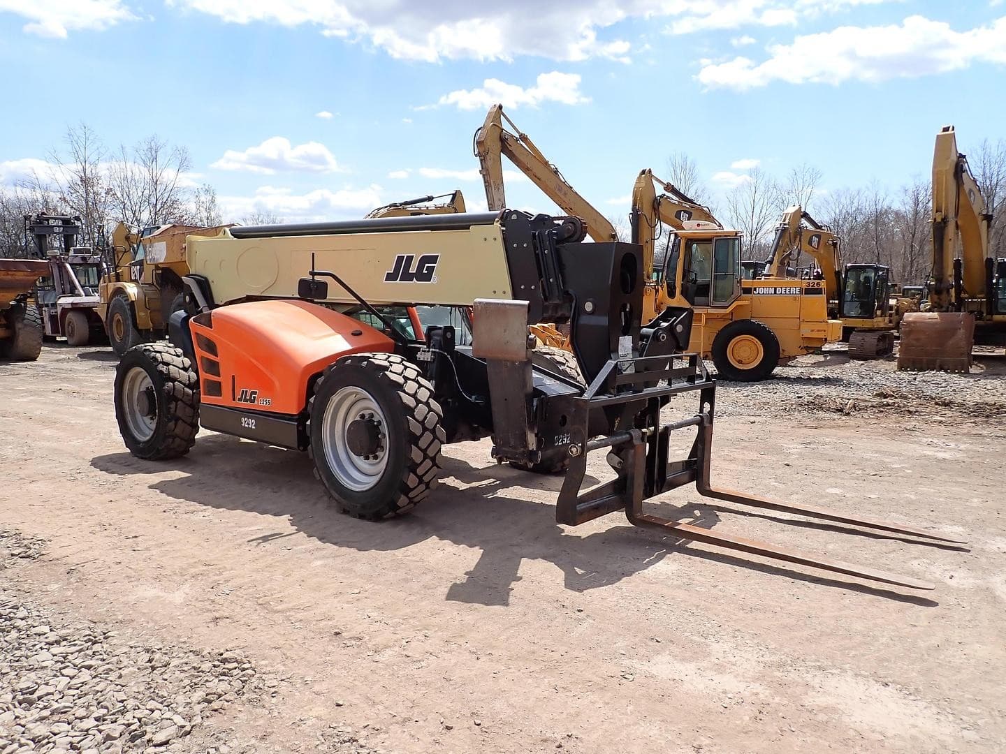 2020 JLG 1255 Telehandler LOW HOURS! EROPS A/C 12K LBS 72" FORKS 6