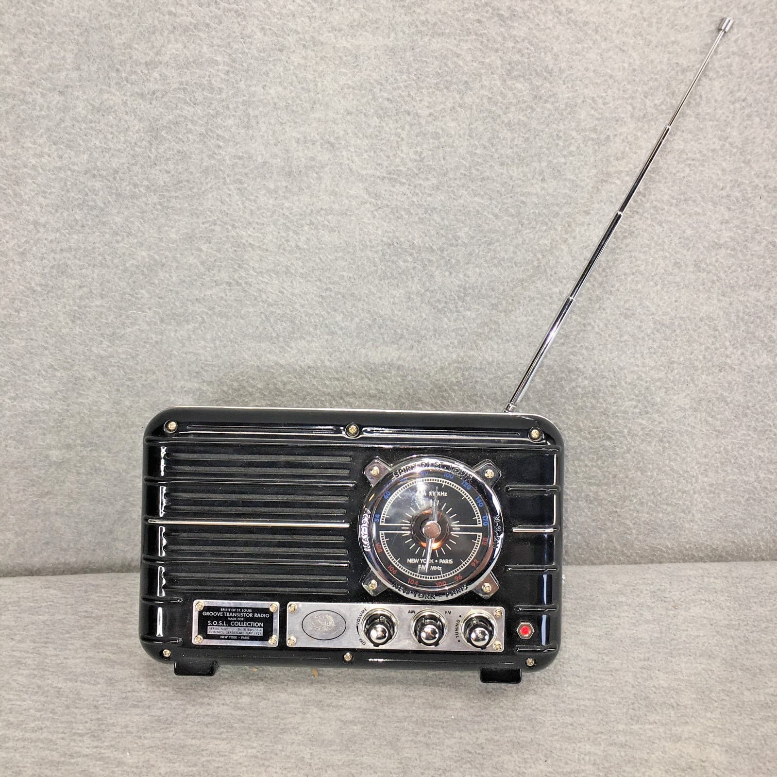 Spirit of St Louis Groove Transistor Radio SOSL Collection AM/FM Tested