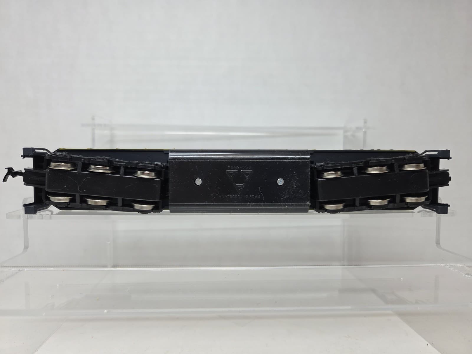 HO Life-Like Diesel Santa Fe Powered Locomotive #6682 Tested! New! 6