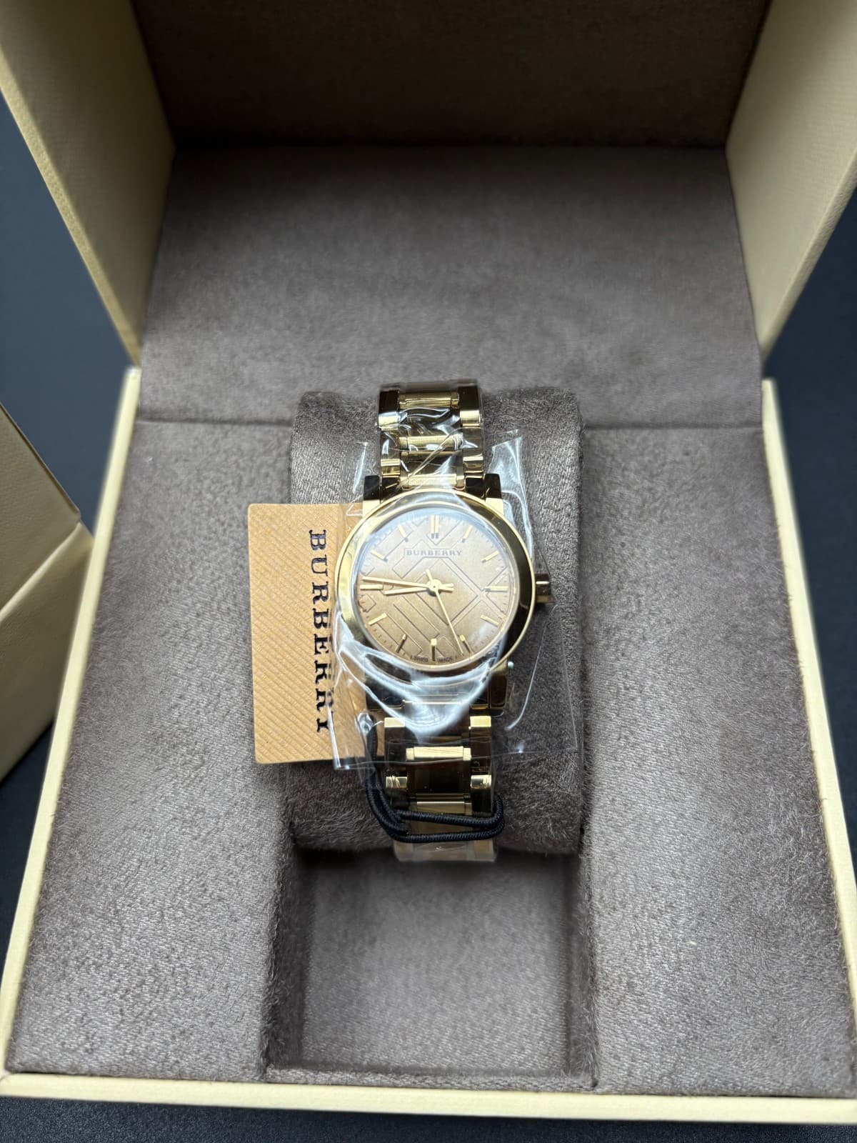 BURBERRY THE CITY BU9227 Gold Women's Watch 26mm 4