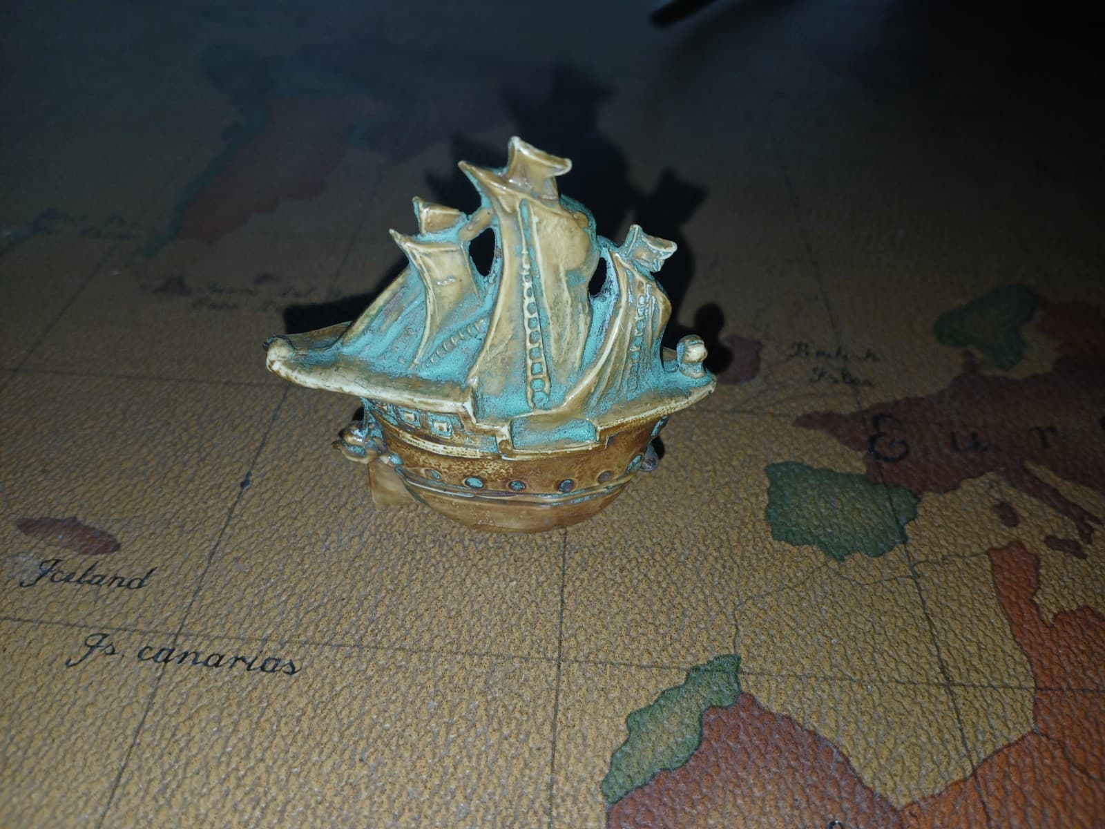 Sewing Vintage Figural Celluloid Tape Measure Sailing Boat Ship Pirate Schooner 4