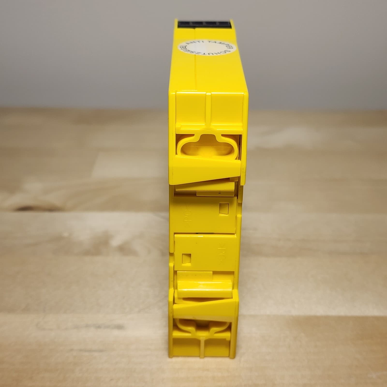 Sick 6024894 Safety Relay UE43-2MF3D2 24V 3