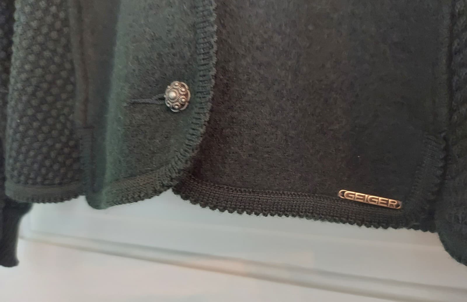 Geiger  Austria Sweater Cardigan or Jacket Womens 40/M Green 100% Wool Button up 5