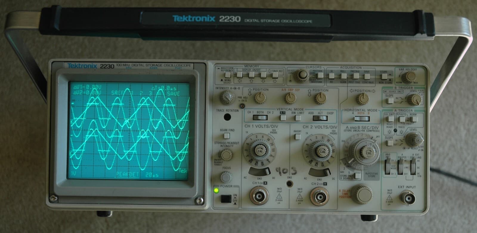 Tektronix 2230 100MHz Digital Oscilloscope, Calibrated, Two Probes, Power cord