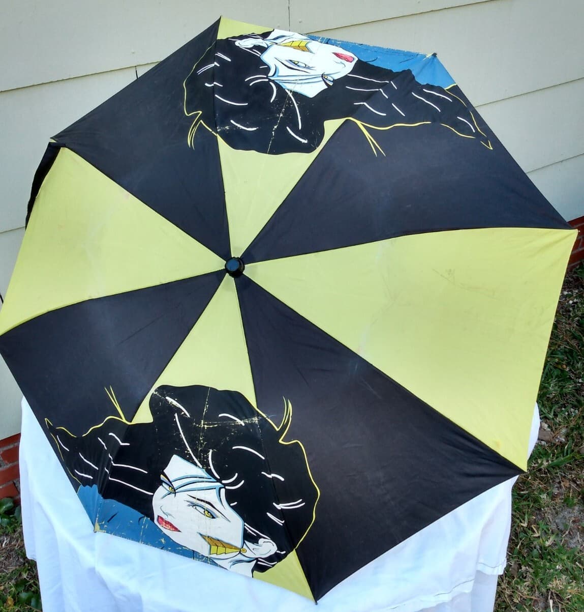 Playboy Patrick Nagel Umbrella Shaw Creations 1998 SEL Playboy Art Archives RARE