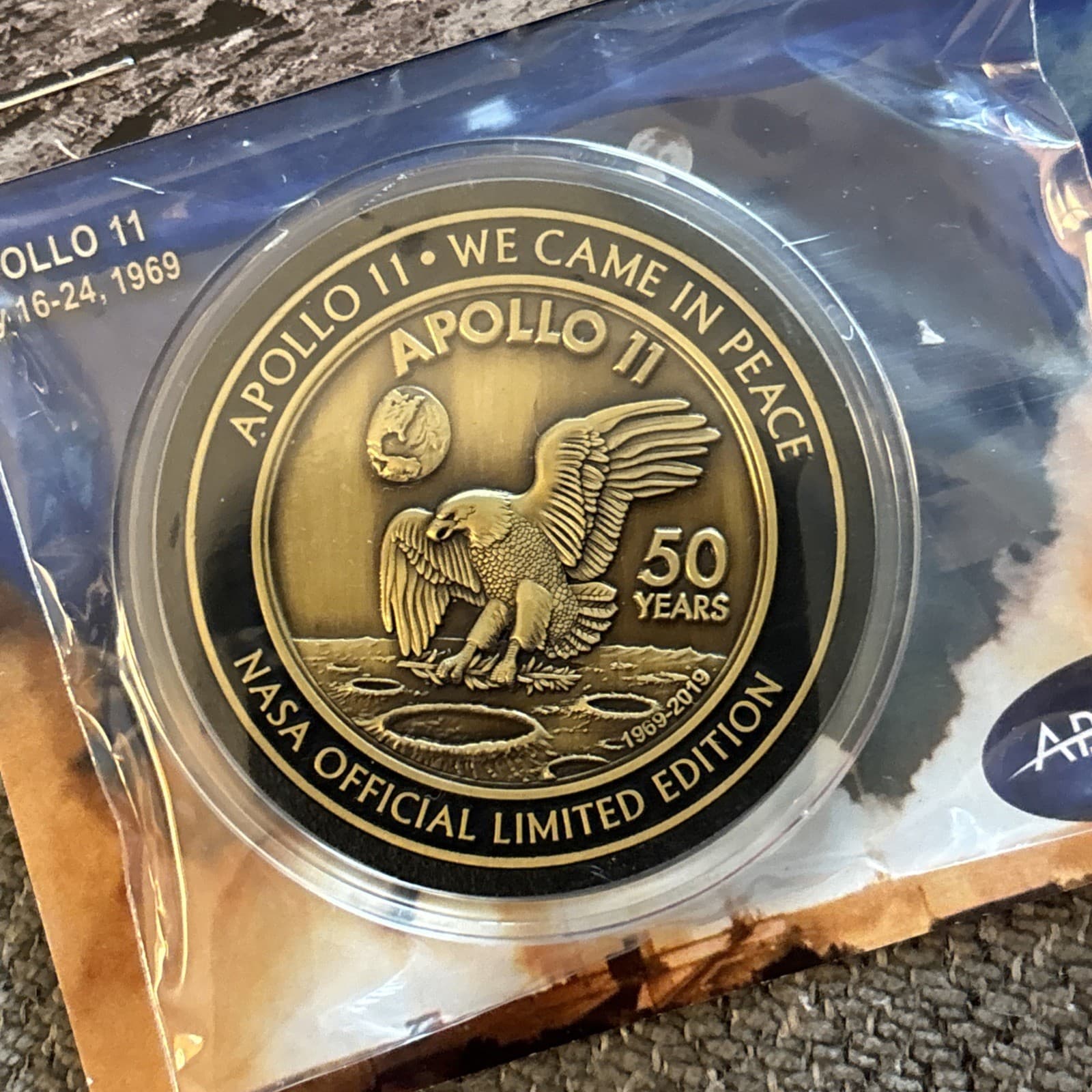 NASA 50th Anniversary Apollo 11 Medallion Containing Flown Command Module Metal 2