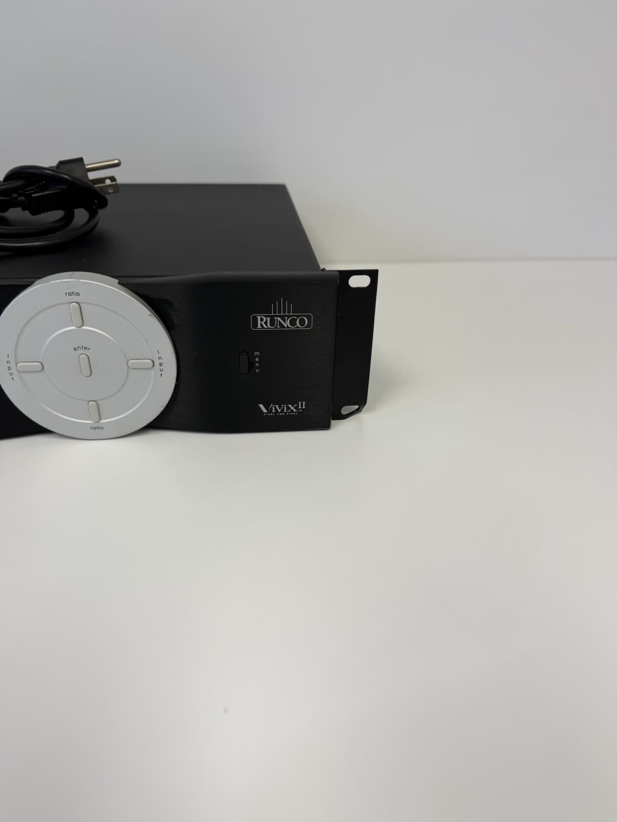 Runco DHD Series High Definition Digital Video Processor Vivix II VX2CX Untested 5