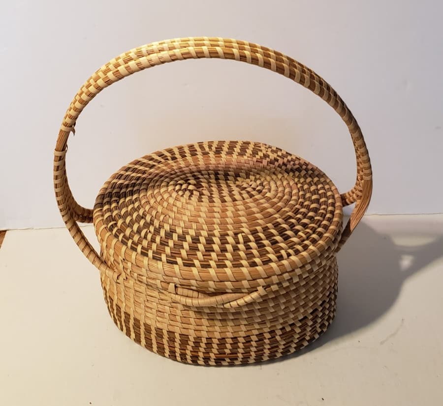 Gullah SC Sweetgrass Large Handled Basket With Attached Lid AS IS 5