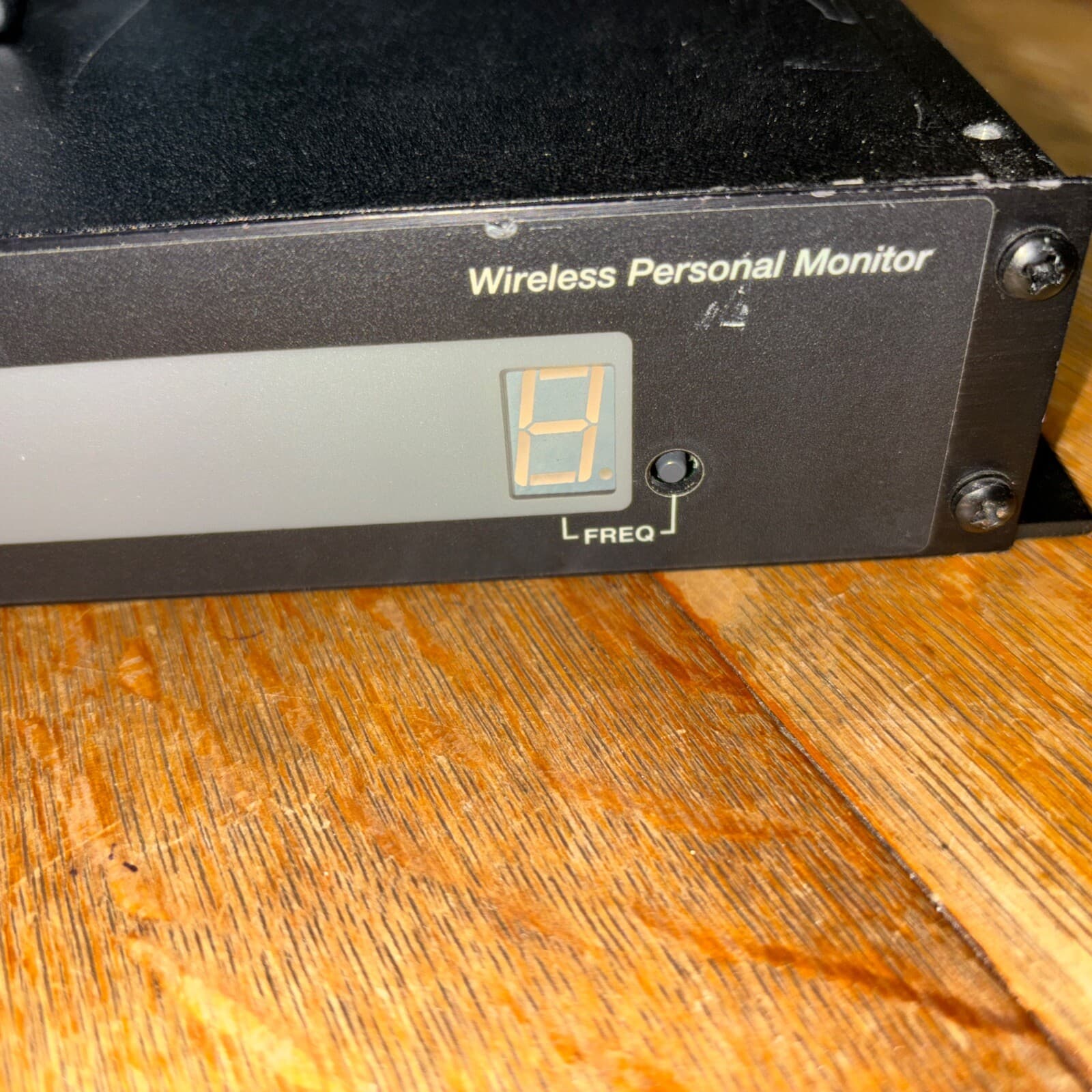 Shure Wireless Personal Monitor W/Power Cord. Tested & Works! 3