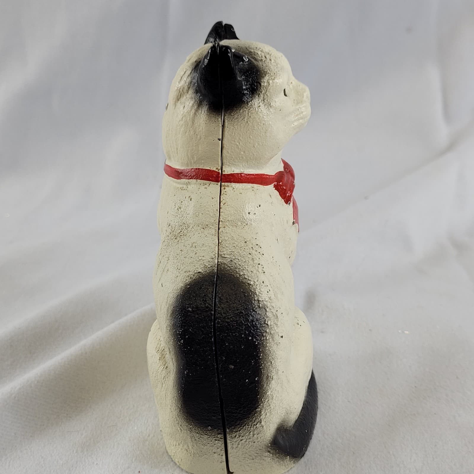 Vintage Cast Iron Cat Coin Bank with Red Bow – Black & White Kitty Figurine 4