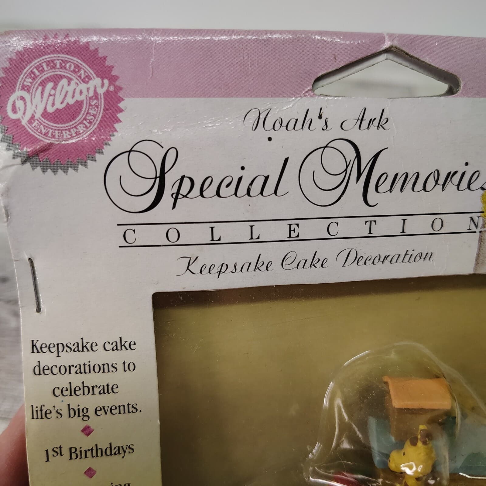 Wilton NOAHS ARK SPECIAL MEMORIES Keepsake Resin Cake Decoration Cake Topper NEW 5