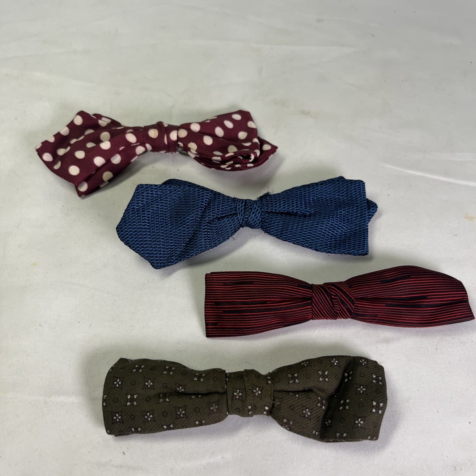 Vintage Clip On Bow ties Set Of 4
