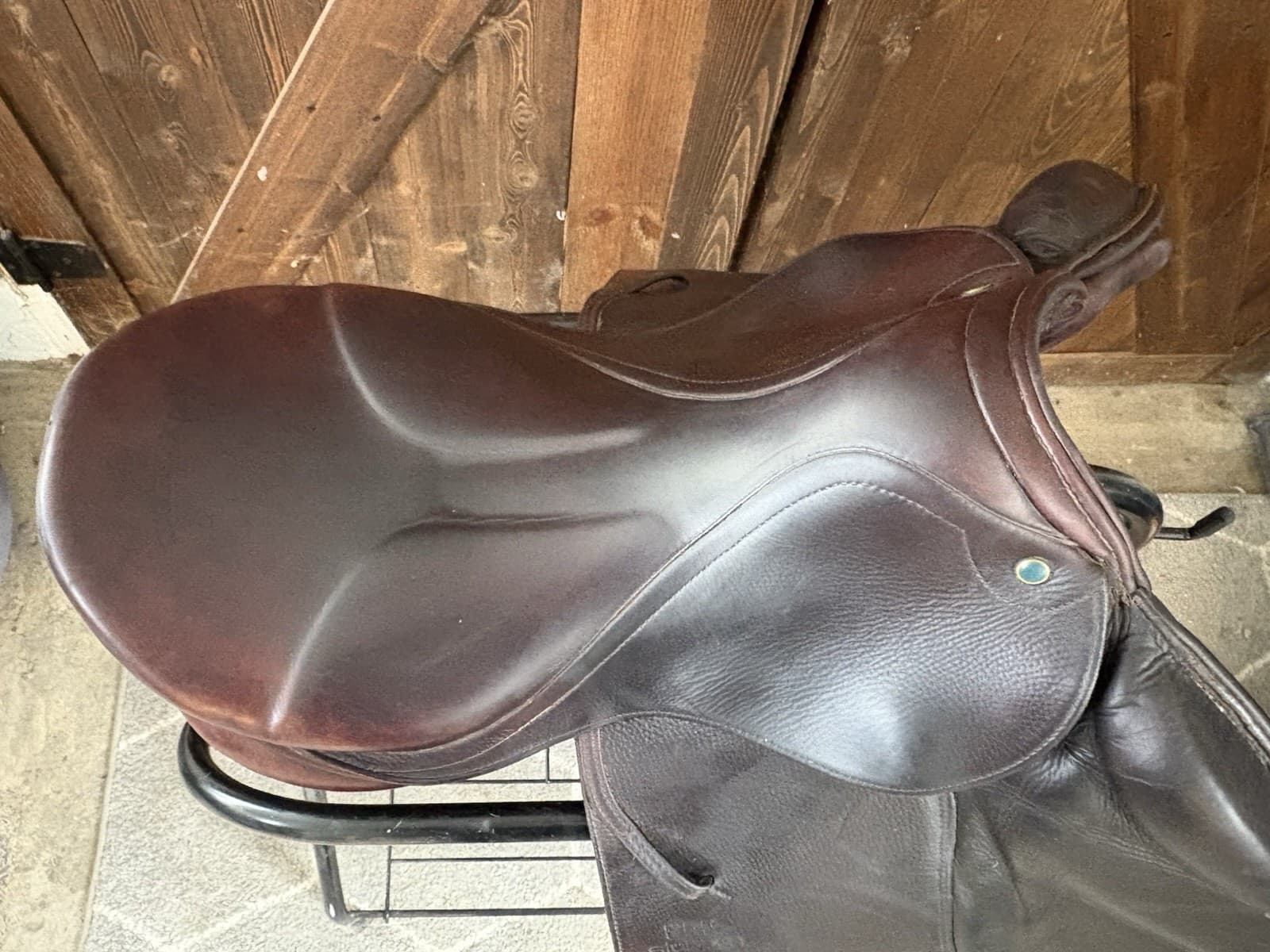 Stubben Zaria Dual-flap 28cm Tree 18” Seat Deluxe Biomex Wool Gussets 2