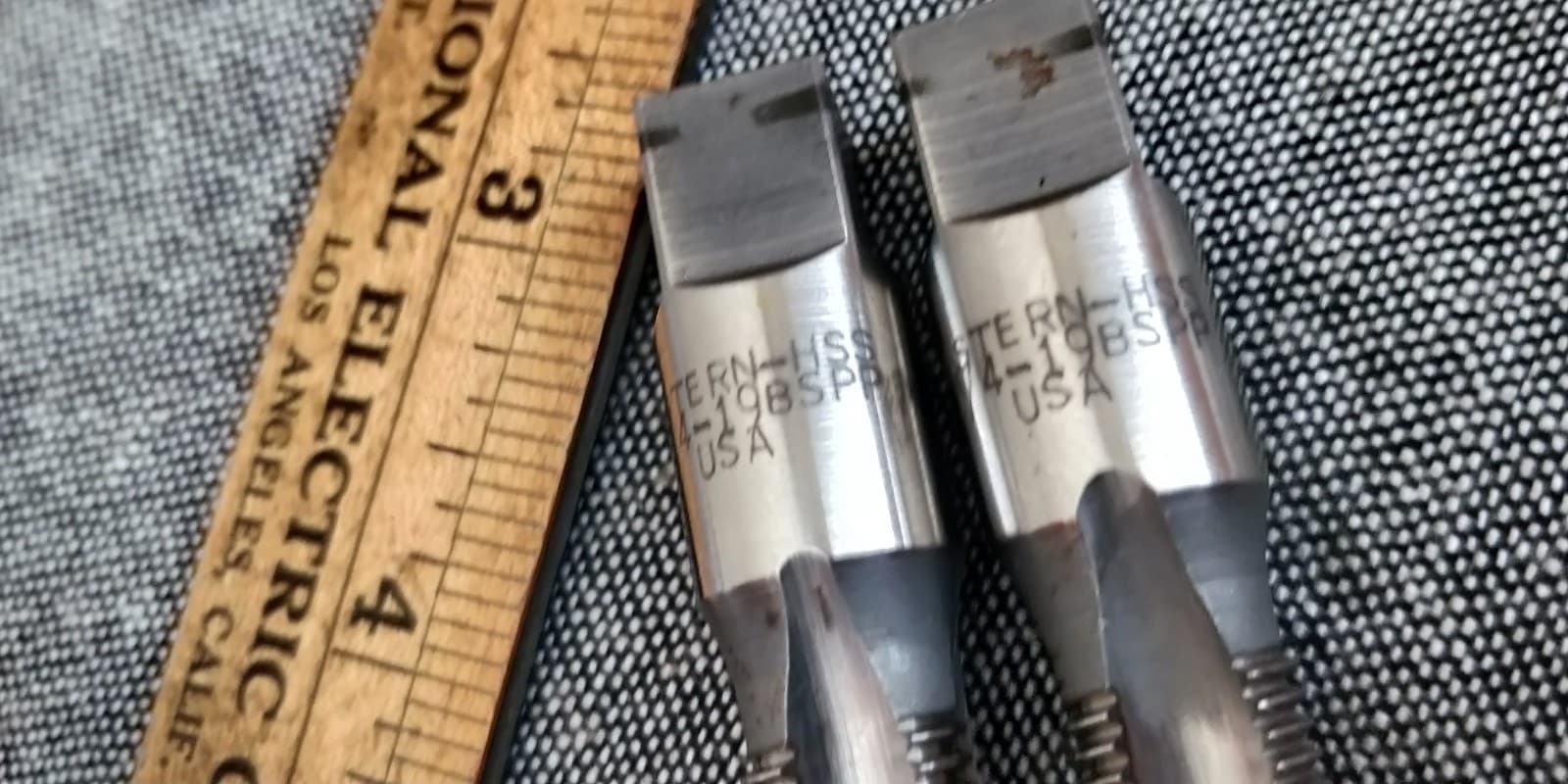 2 pieces WESTERN USA  1/4" - 19 BSPP British Standard Pipe Parallel Tap HSS 2