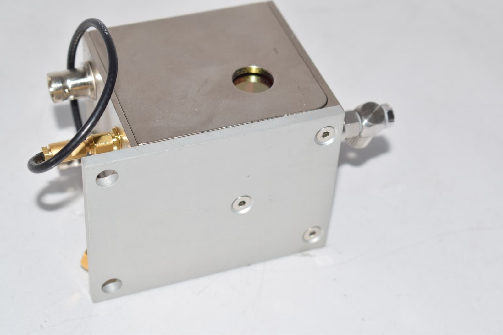 GOOCH & HOUSEGO QS27-4D-B-C9 Acousto-Optics Laser Switch  5