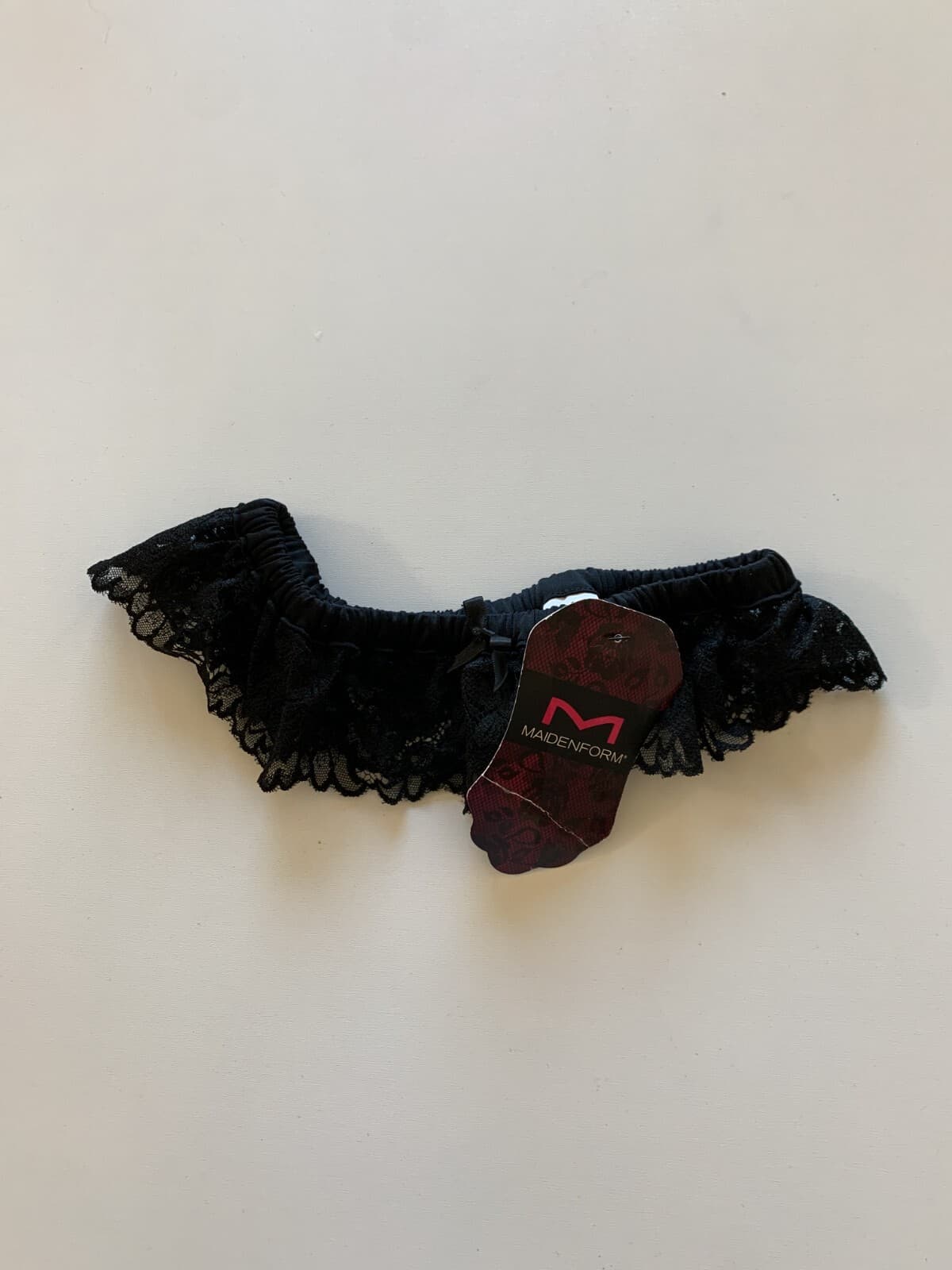 NWT Maidenform Sz OS One Size Super Sexy Big Floral Lace Garter MFB104 Black 2