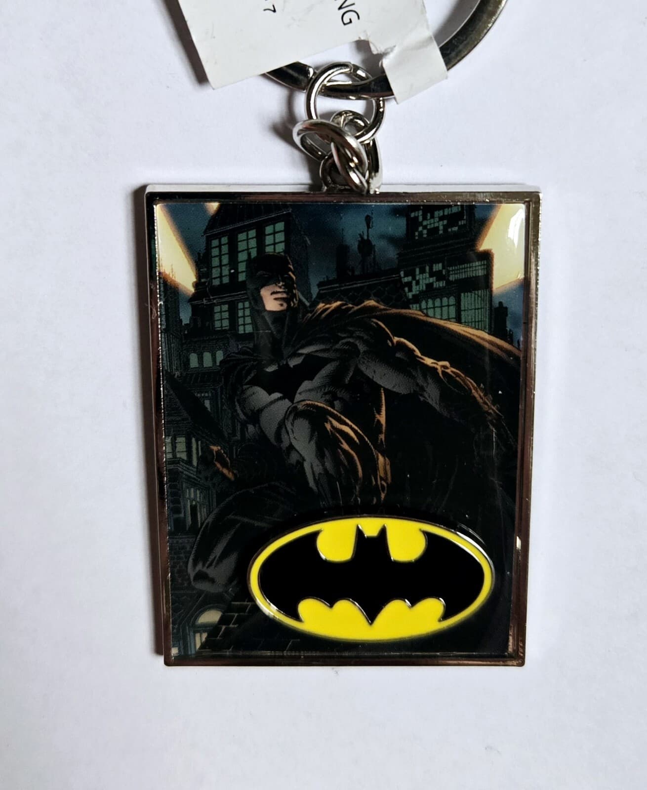 RARE SIX FLAGS DC COMICS KEYCHAIN #2 - BATMAN METAL ARTWORK BATSYMBOL EMBLEM 6 2