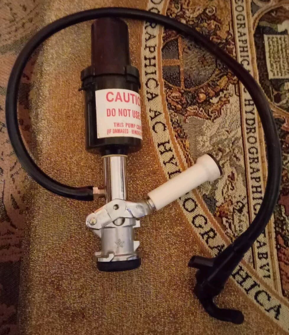 Keg Party Pump Beer Tap Tested & Working 2