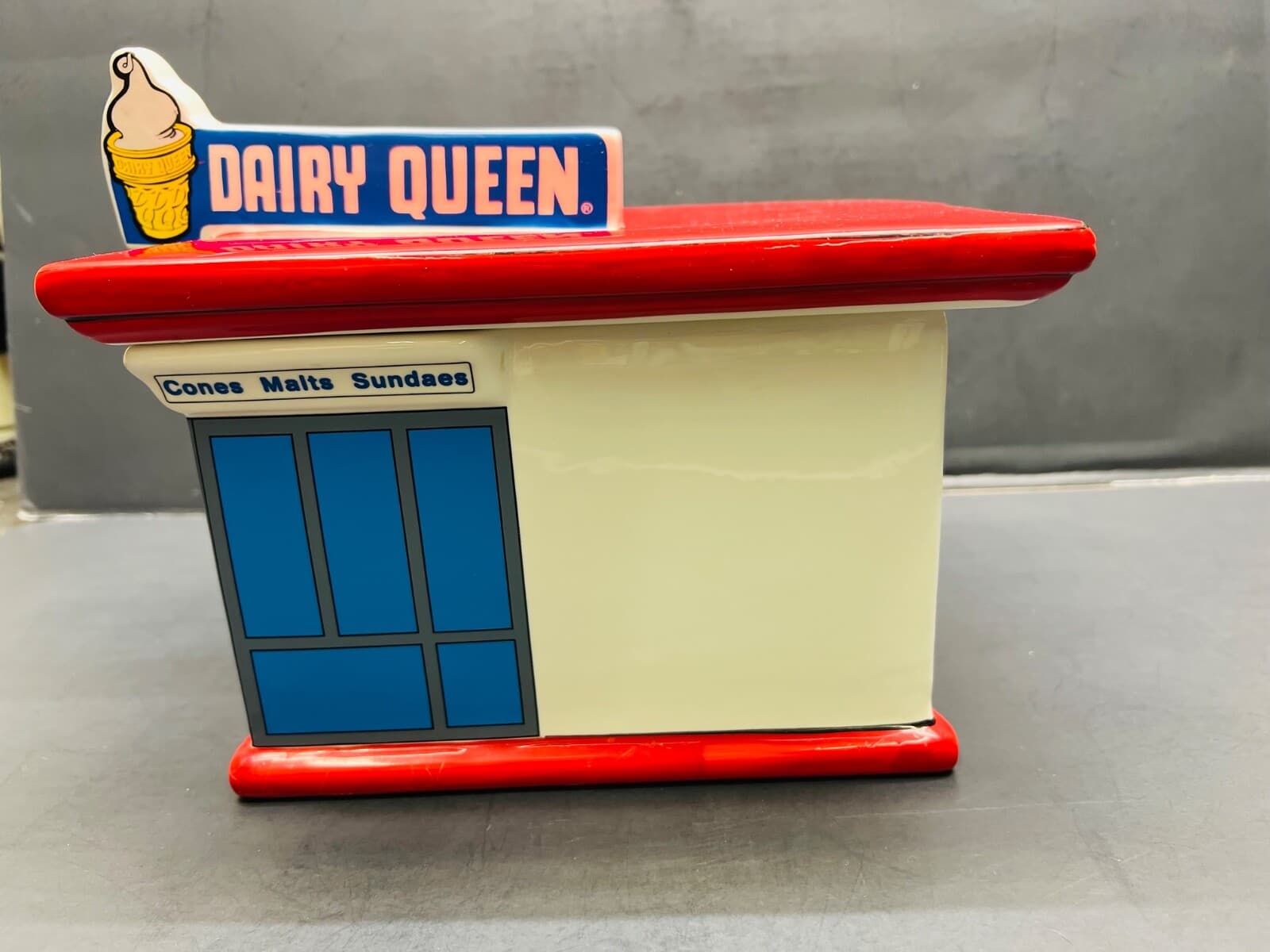 vintage dairy wueen ice cream store cookie jar rare hard to find 3