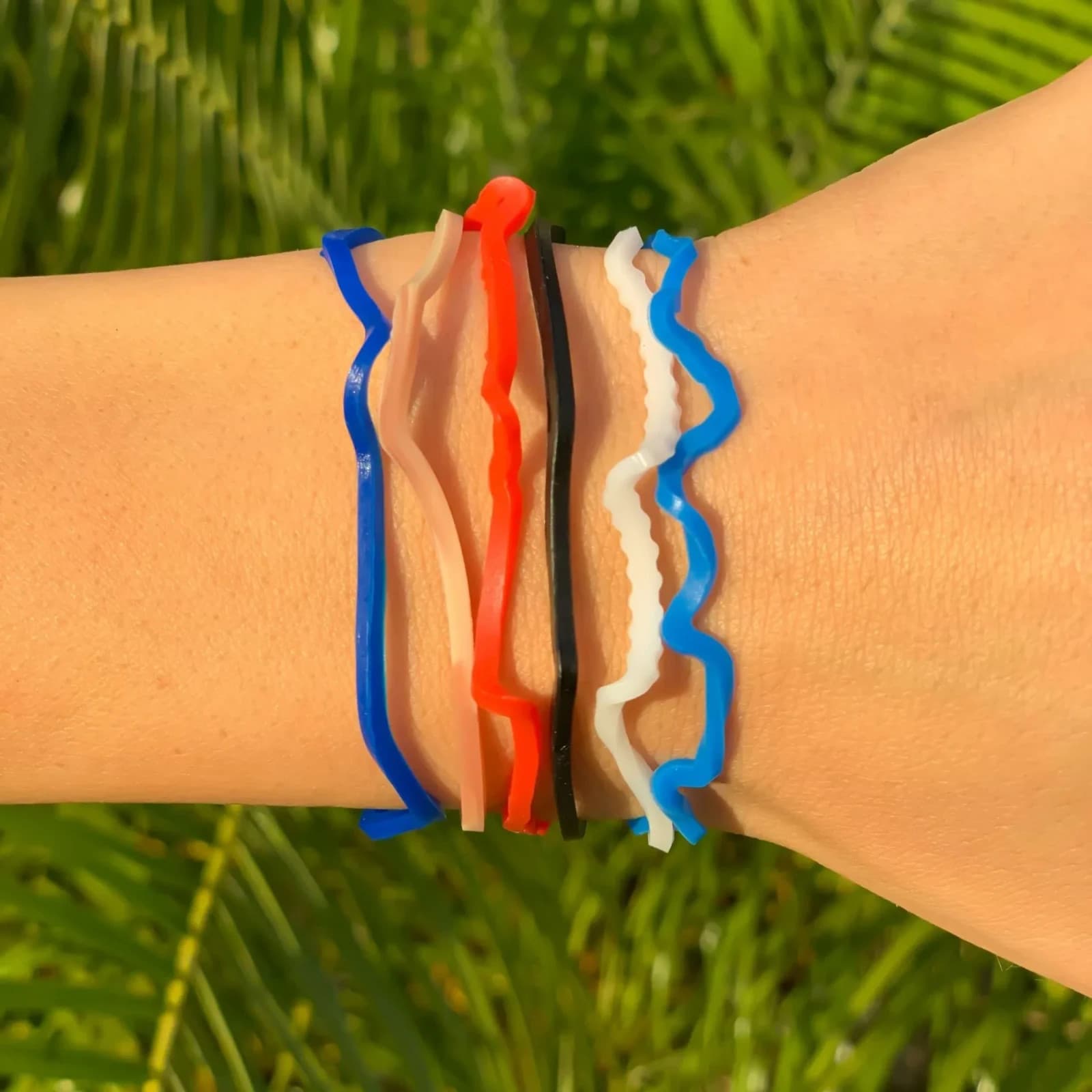 Sillybandz Baseball 24 Pack Shaped Silicone Bracelets NEW 4