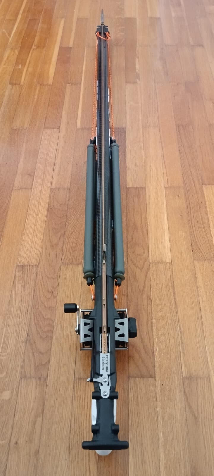 MVD ZESO Predator 90cm Invert Roller Carbon New Edition (Ready to use) 6