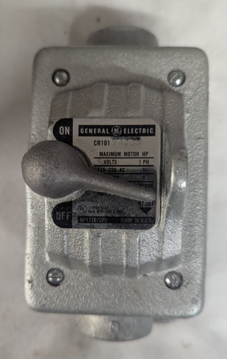 GE # CR101Y400H / MAN MOTOR STARTER, (HAZARDOUS LOCATION). 1 HP, 125/230 VOLTS. 3
