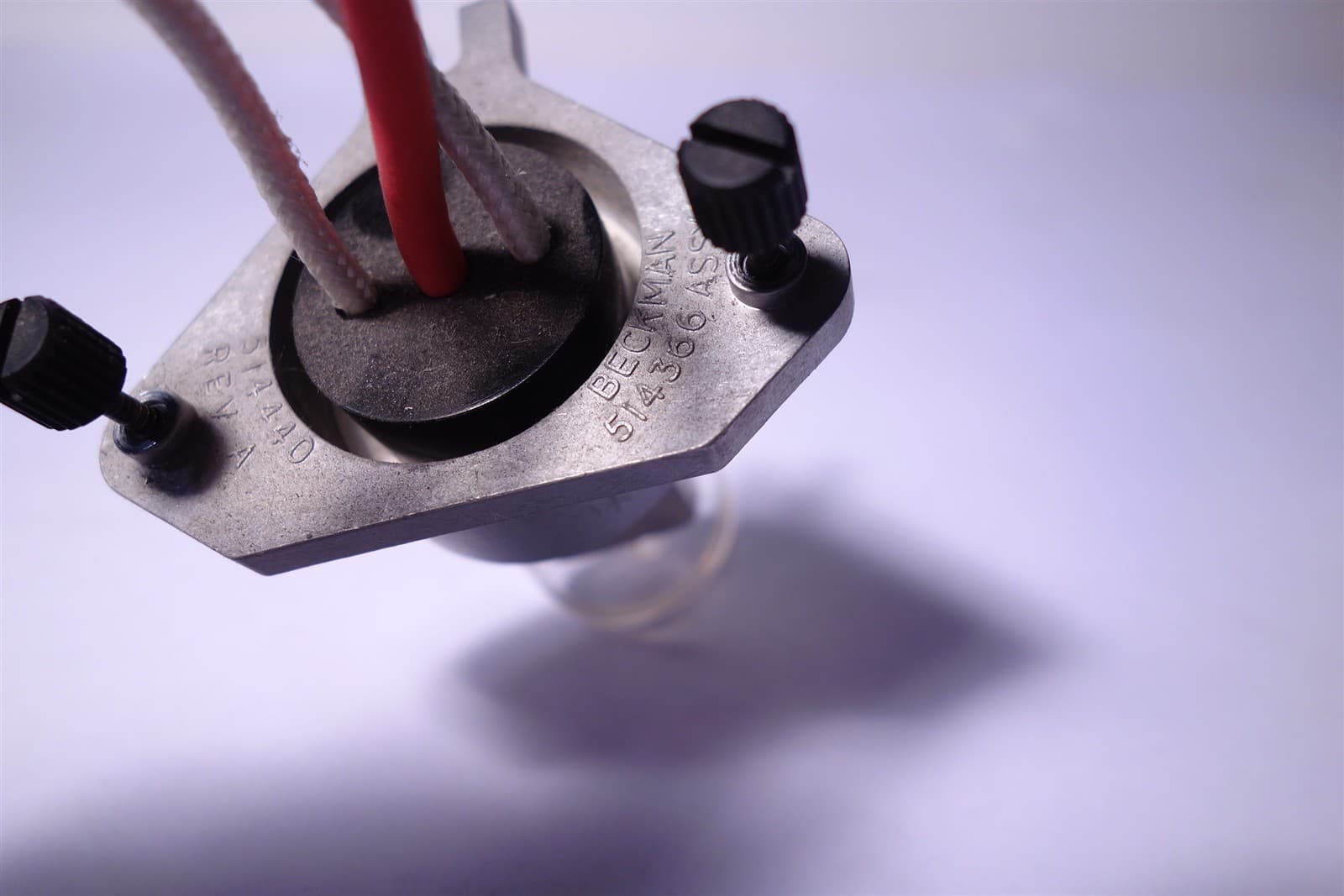 Beckman 514366 Deuterium Lamp for DU-800, 700, 600 series Spectrophotometers 2