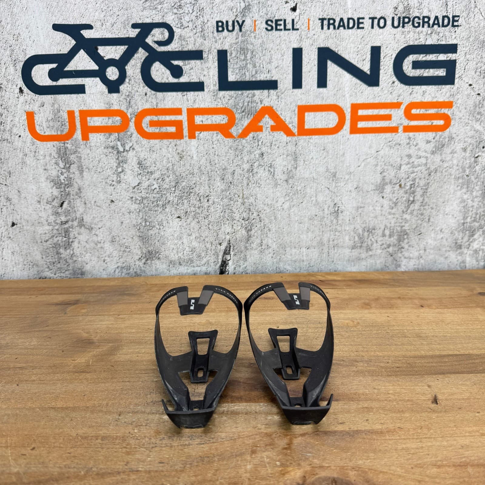 Low Mile! Elite Vico Carbon Pair Black Bike Water Bottle Cages 49g 2