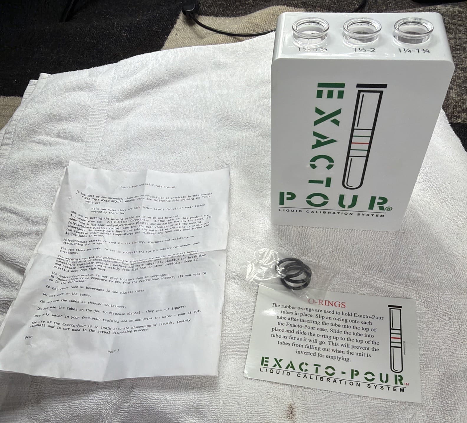 Exacto Pour Bar Test Kit, Plastic, 3-Tube, Liquid Calibratio Excellent Condition