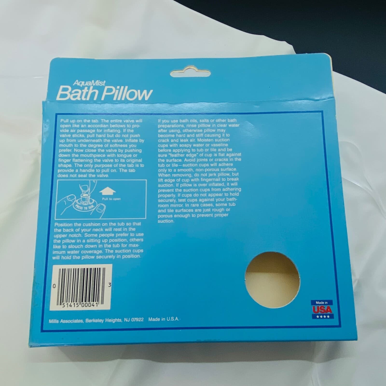 Vintage 1980s Inflatable Bath Tub Pillow AquaMist White Made in USA Model 41 NOS 5