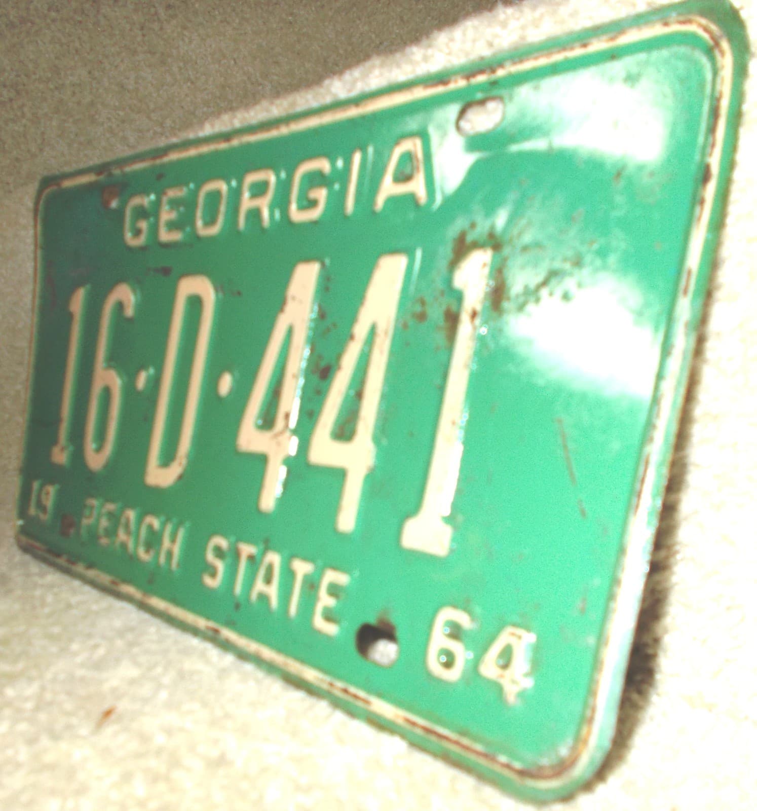 1964 Georgia License Plate 16-D-441 Gwinnett County D weight class