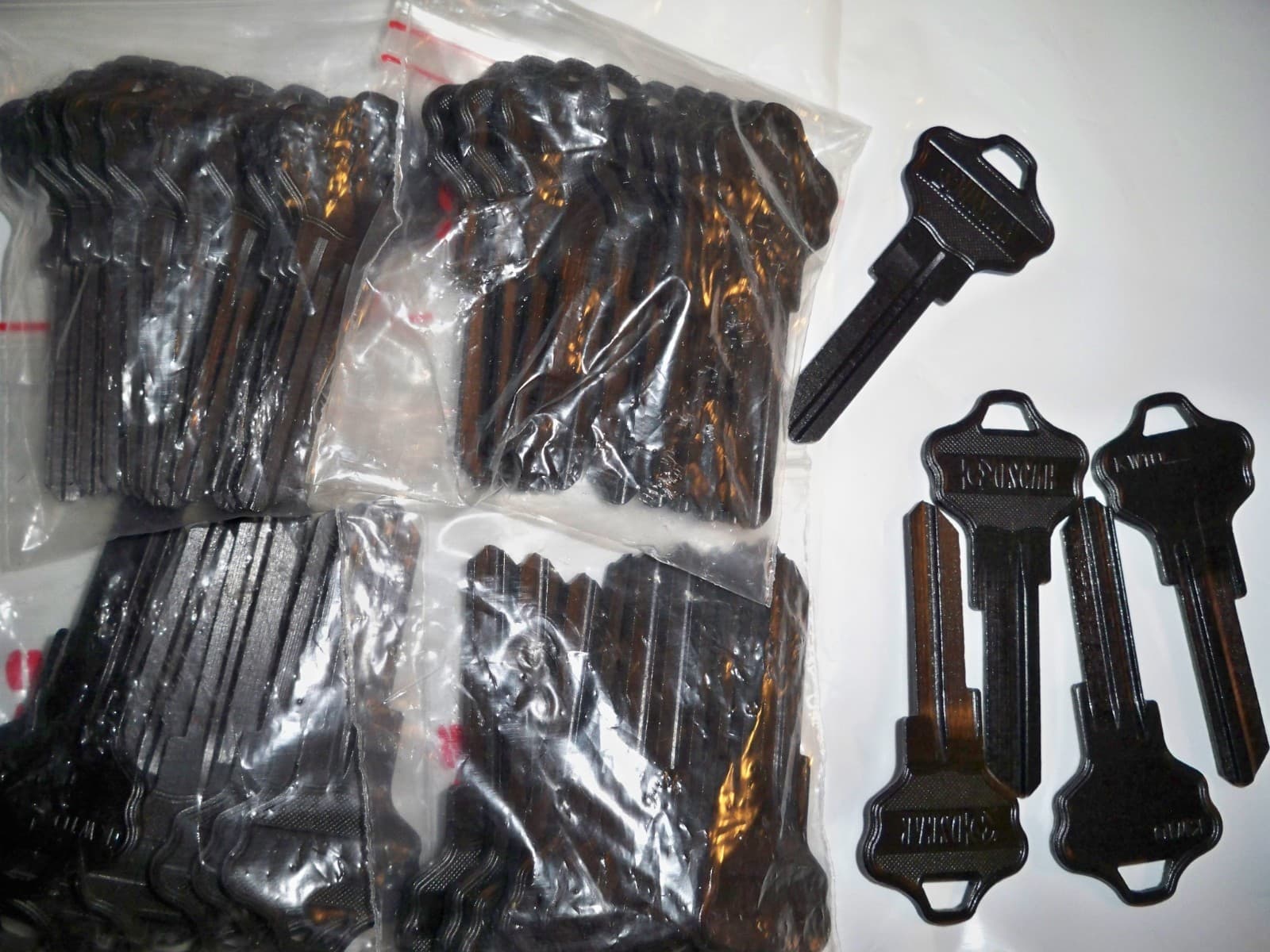 KW-1/KW-10 - (45 Ct.) BLACK Lightweight Aluminum Titanium Key Blanks "BLOWOUT" 2