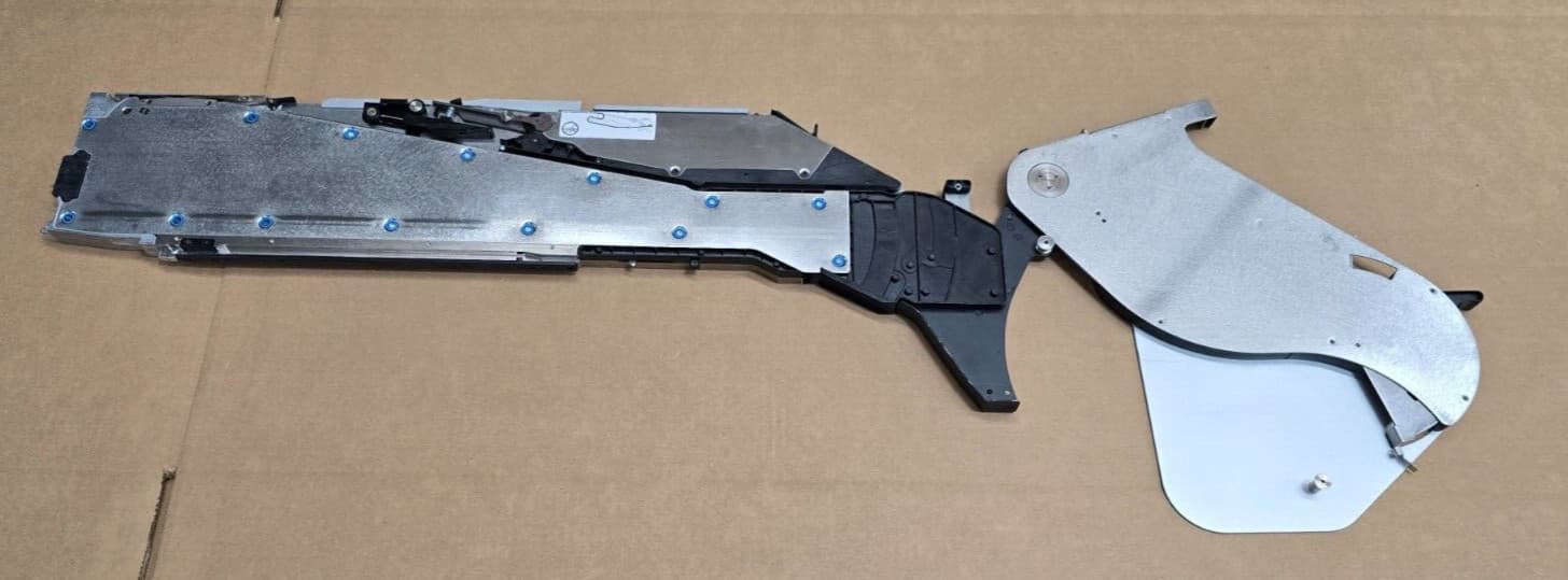 UIC Universal Instruments Green 8mm Dual Lane Feeder 49889204