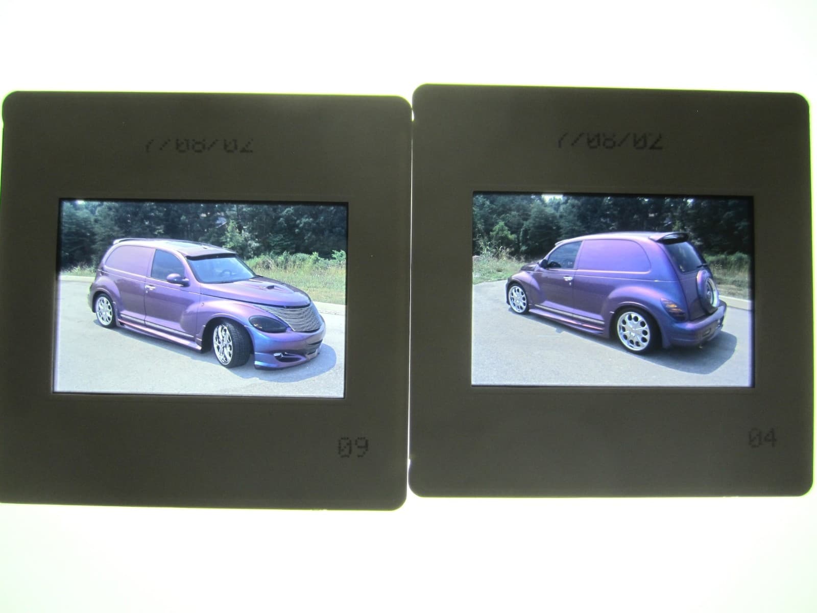 CHRYSLER PT CRUISER CUSTOM PANEL EDITORIAL SLIDES - 2002 3