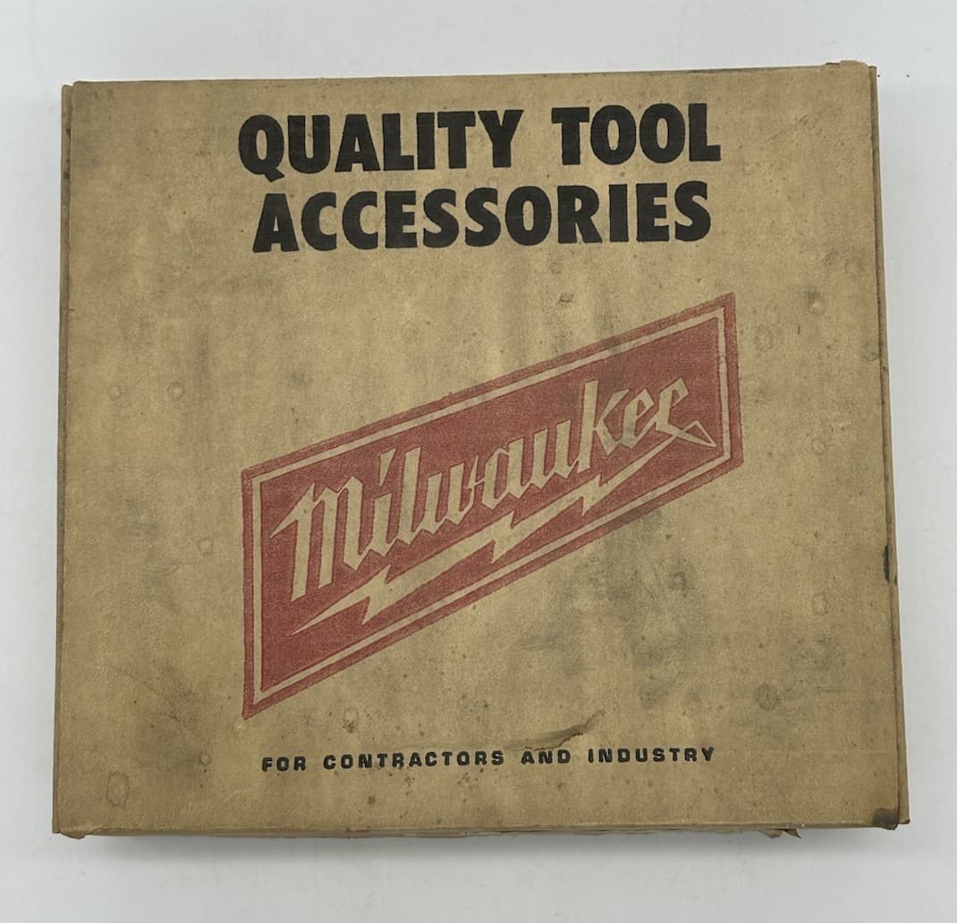 Milwaukee 49-36-0500 7” in. Wool Cutting Pad NOS New Old Start