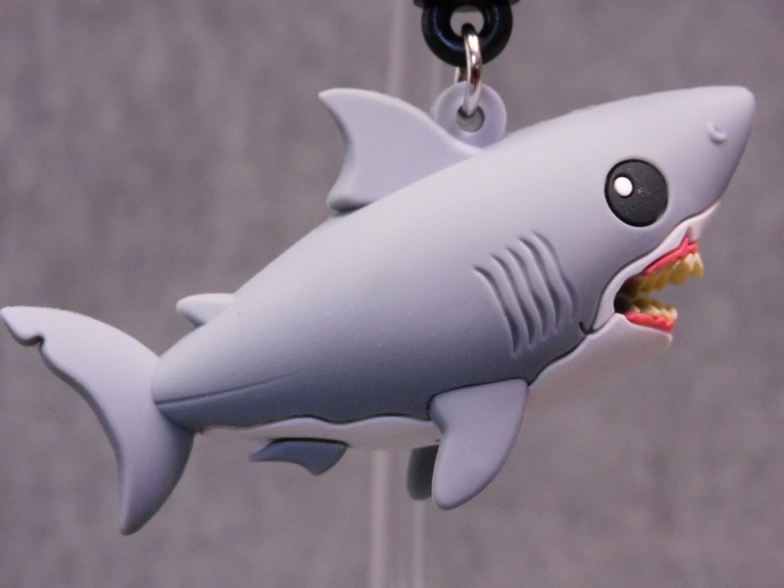 JAWS NEW * Bruce Shark Clip * Blind Bag Key Chain 50th Anniversary Monogram 2