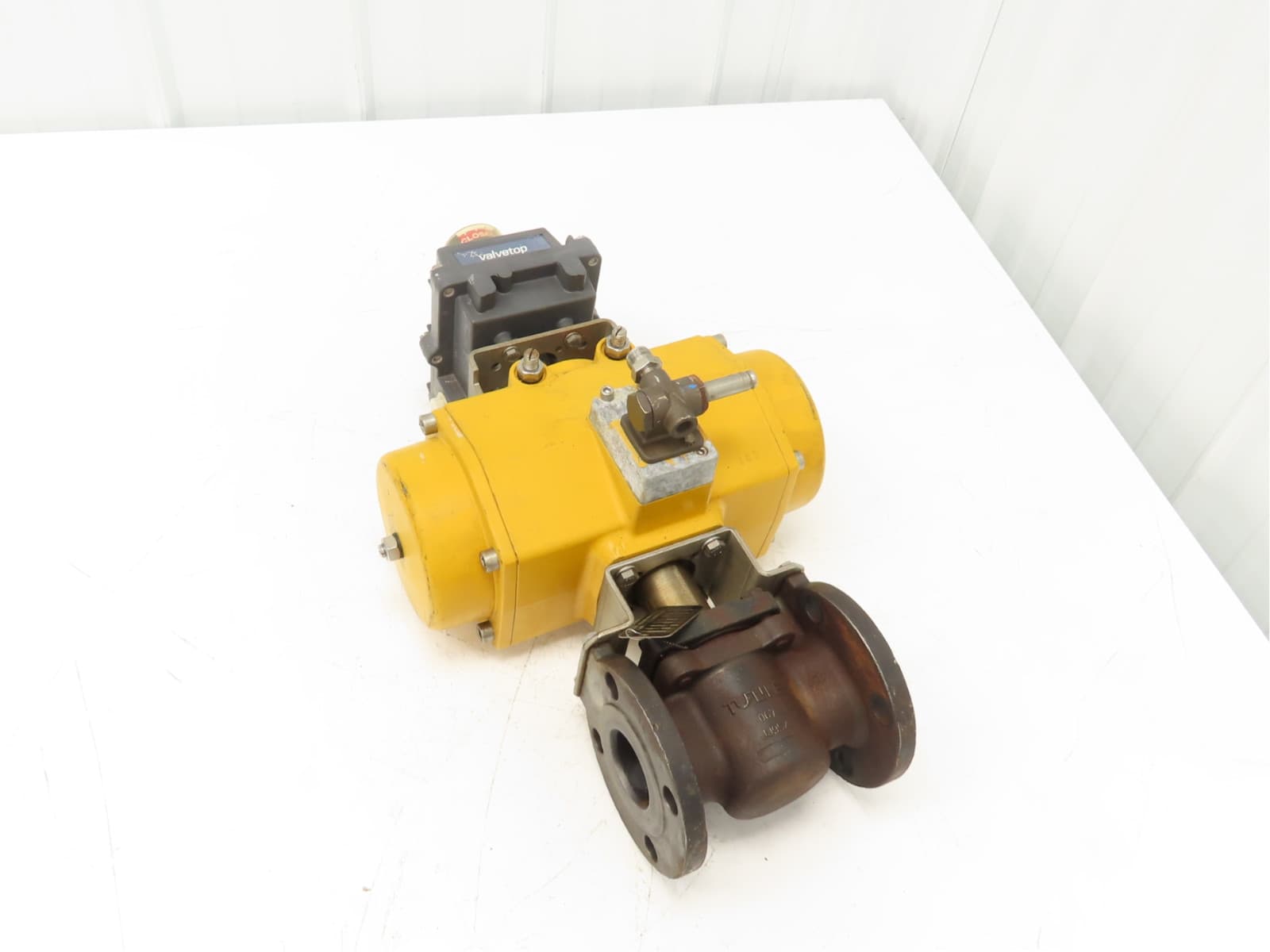 Tufline 2" Flanged Plug Valve w/Emerson Pneumatic Actuator Valvetop Positioner