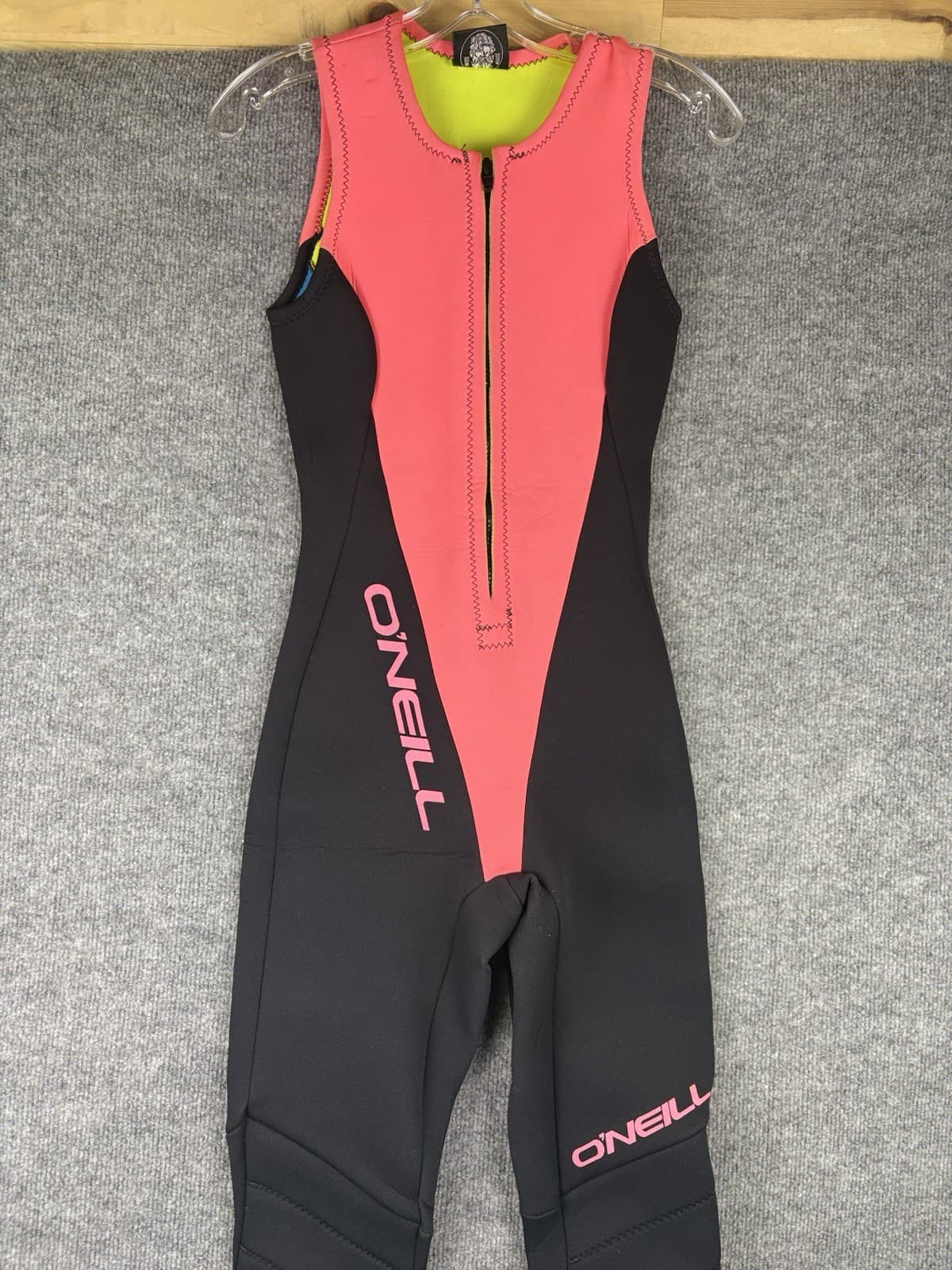 O'neill wetsuit women Full Body Pre Owned Small Measurements In Description