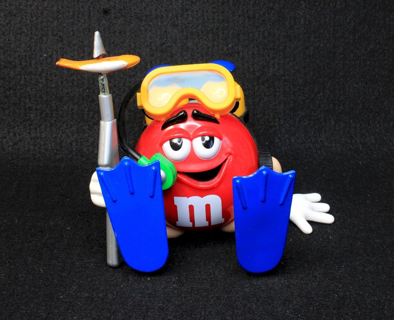 M&M's Spear Fishing Scuba Diver Working Radio - Red M