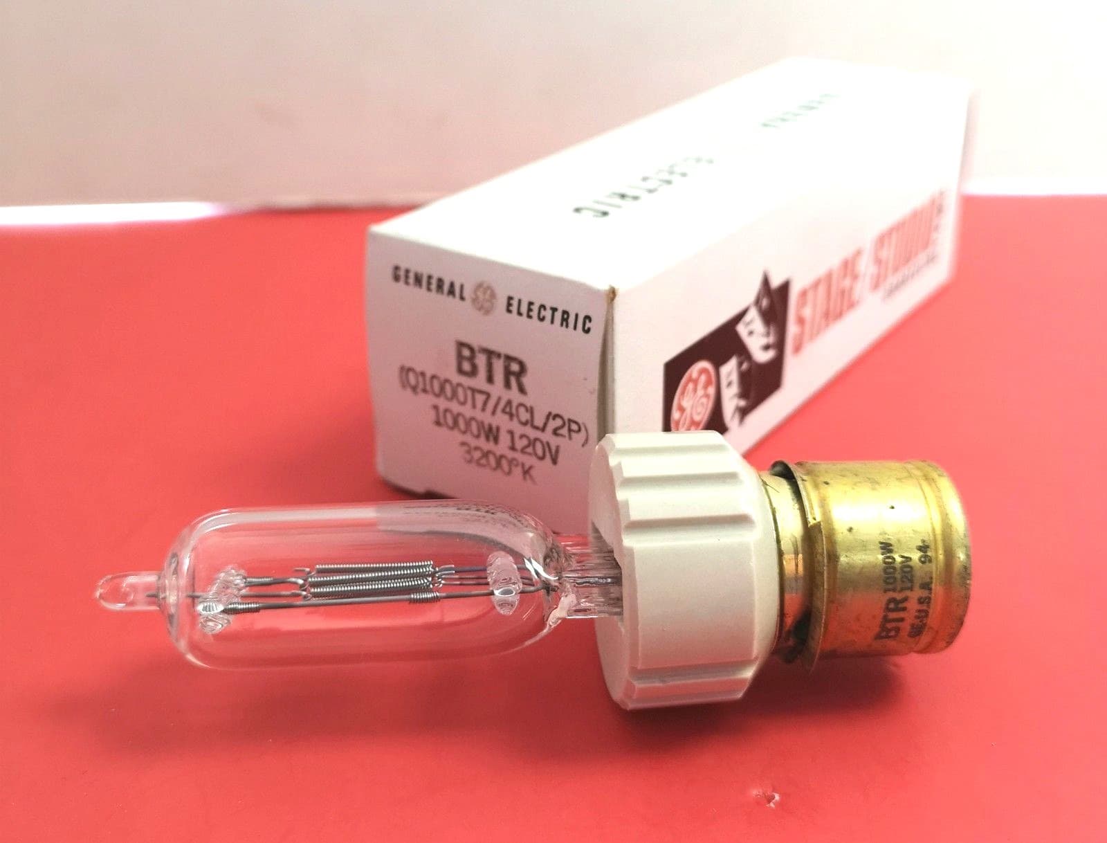 BTR Q1000T7/4CL/2P 1000W 120V Projector  LIGHT BULB Studio LAMP NEW GE 11955