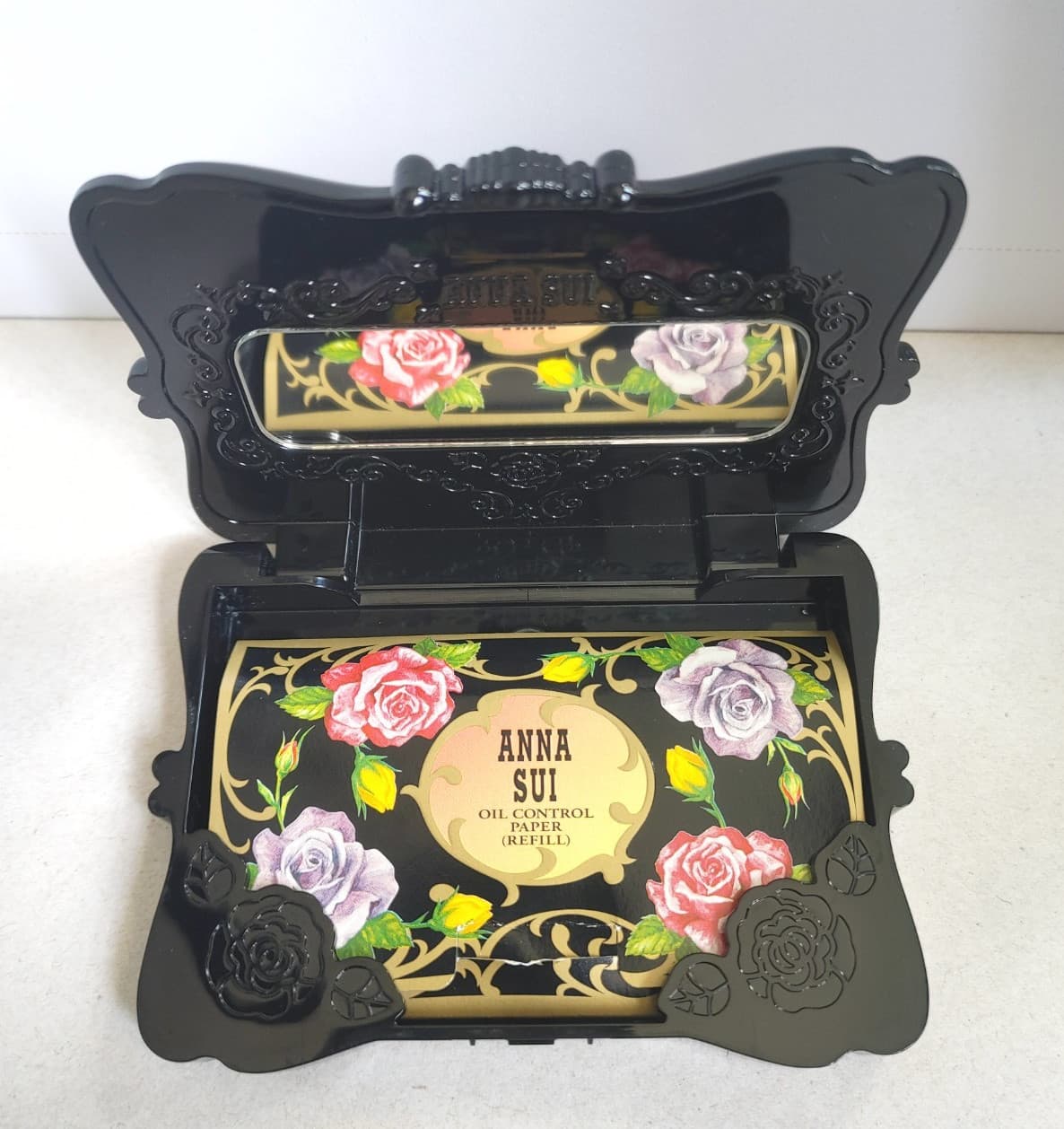 ANNA SUI Oil Control Blotting Paper with Black Mirror Compact Case - RARE!! 3