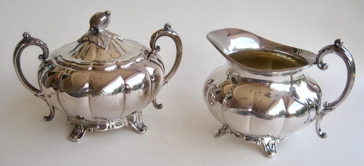 Oneida Community Melon Creamer Lidded Sugar Silverplate Sheffield Repro Footed 2