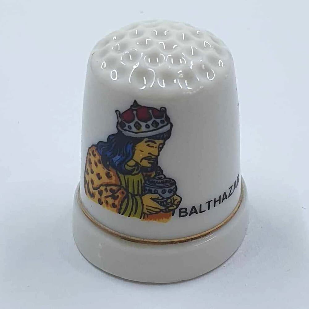 6 Christmas Vintage Thimbles Holy family & 3 Kings 5