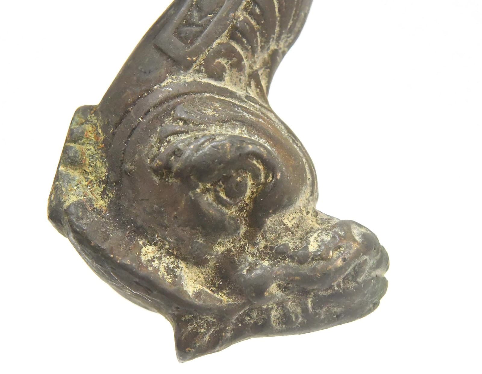 VINTAGE LARGE BRASS BRONZE DOOR KNOCKER FISH DESIGN 4