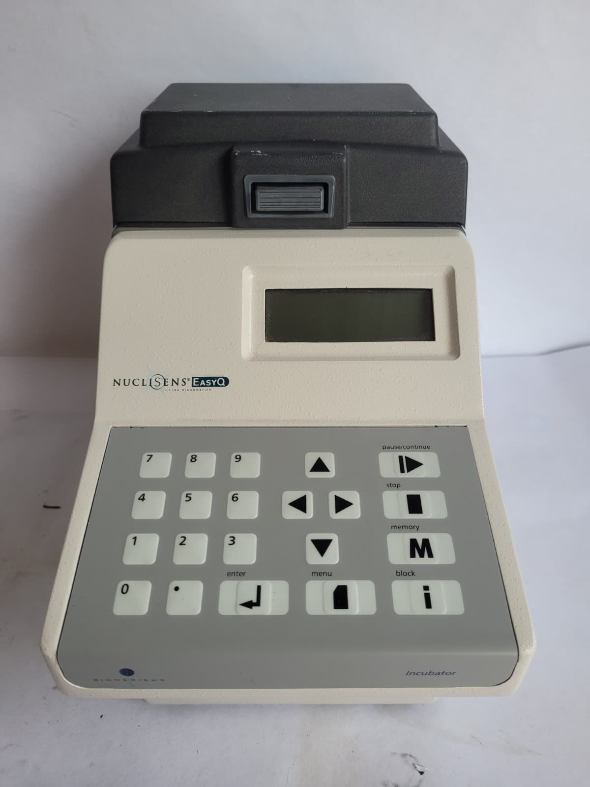 Nuclisens Easy Q Incubator 285204 Lab Microplate Testing Scientific Commercial