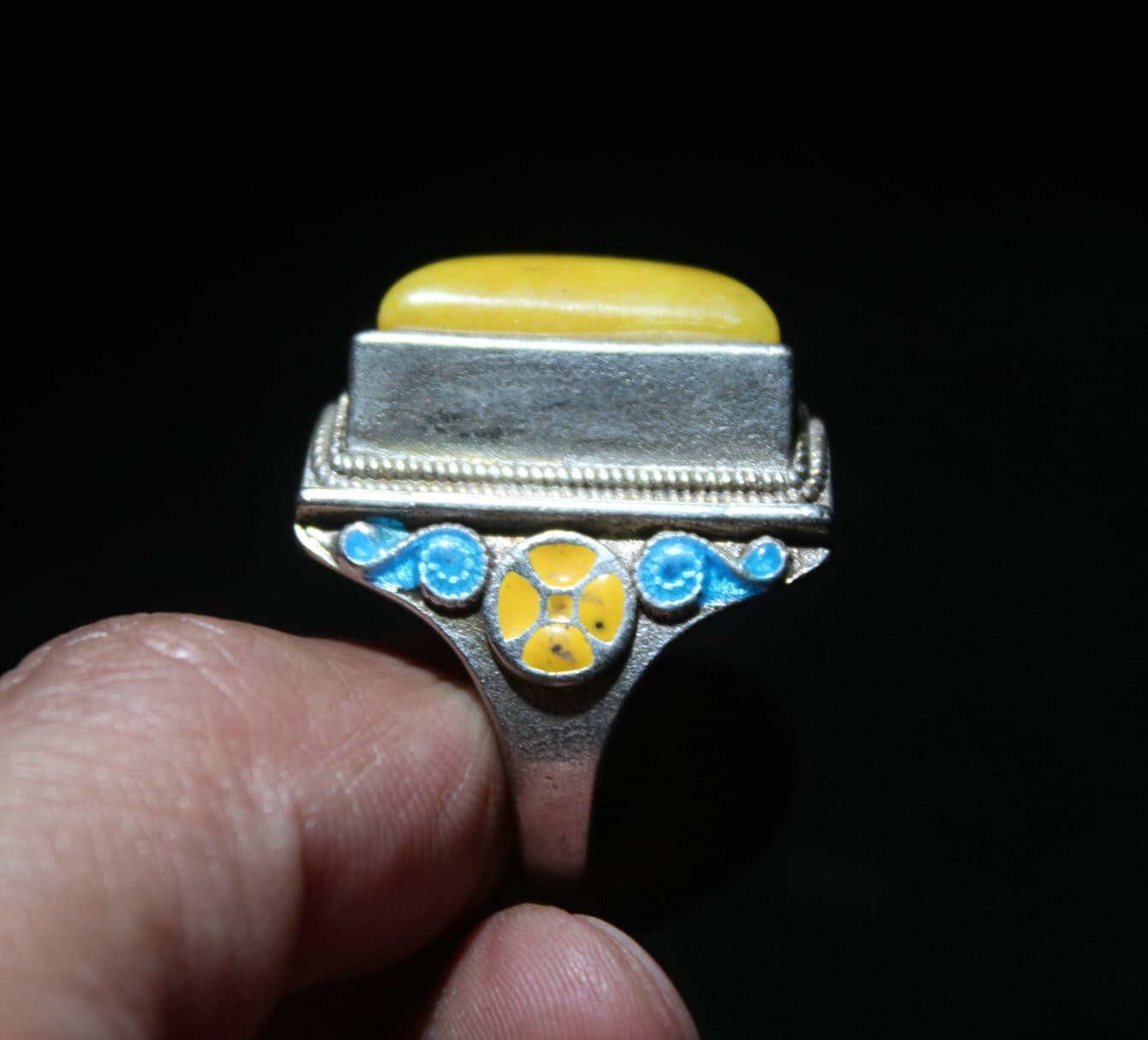 Rare Old Chinese Cloisonne Silver Inlay beeswax Gem Flower Jewelry Figure Ring