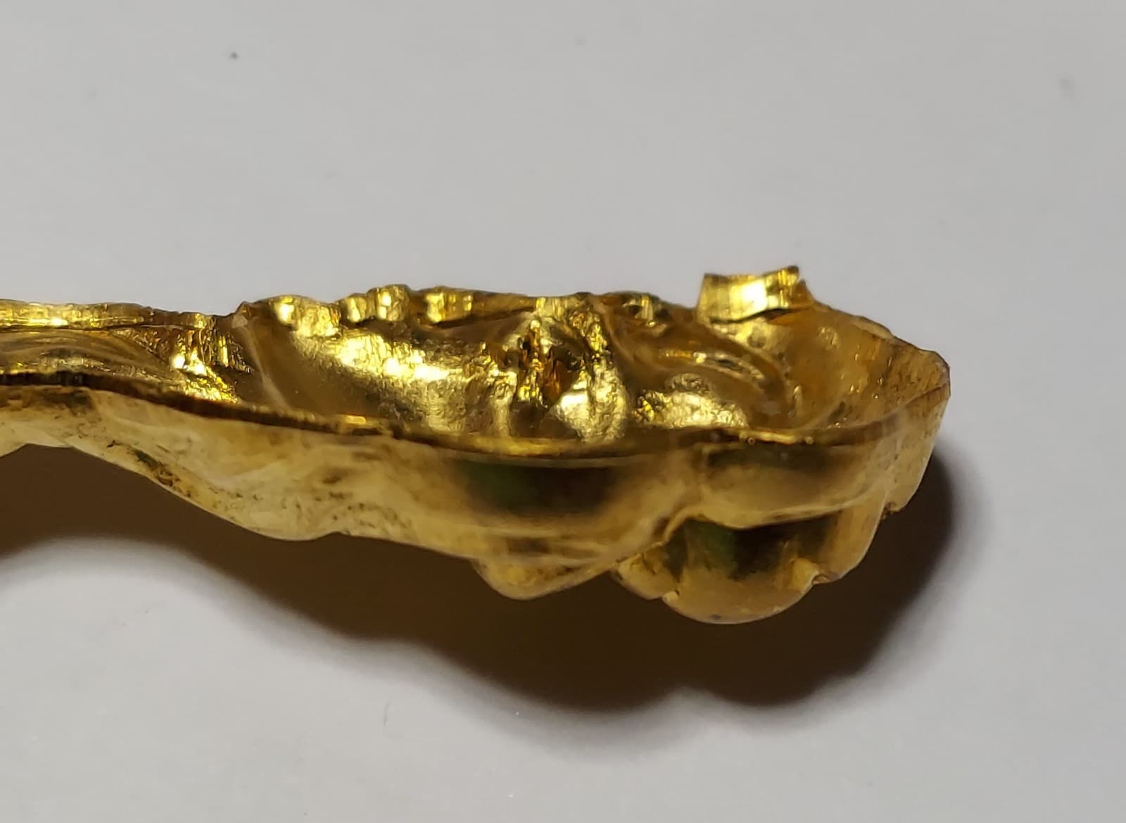 2 Vintage Nouveau Style Stamped Brass Lady Crafting Figures Hollow Back 1.75" 4