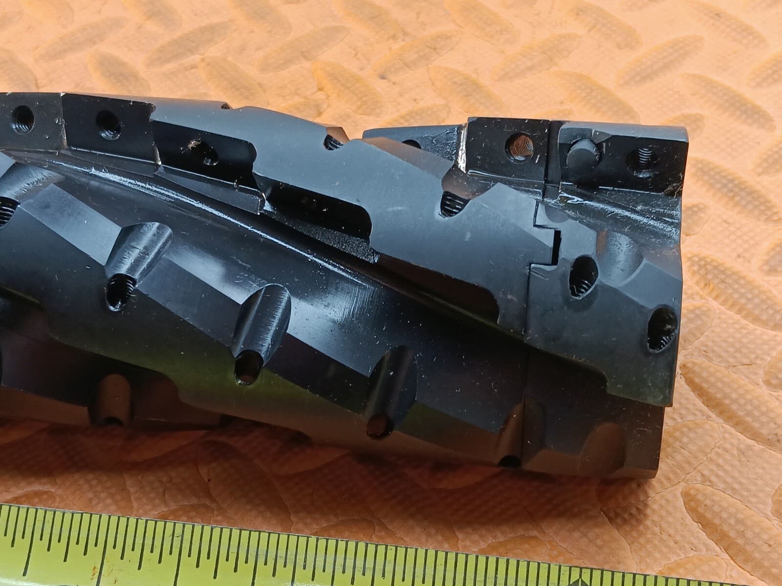 NEW LMT Fette 2-1/2" Dia. 90 degree Indexable End Mill 89254 ERP90 S12-250PI 2.5 4