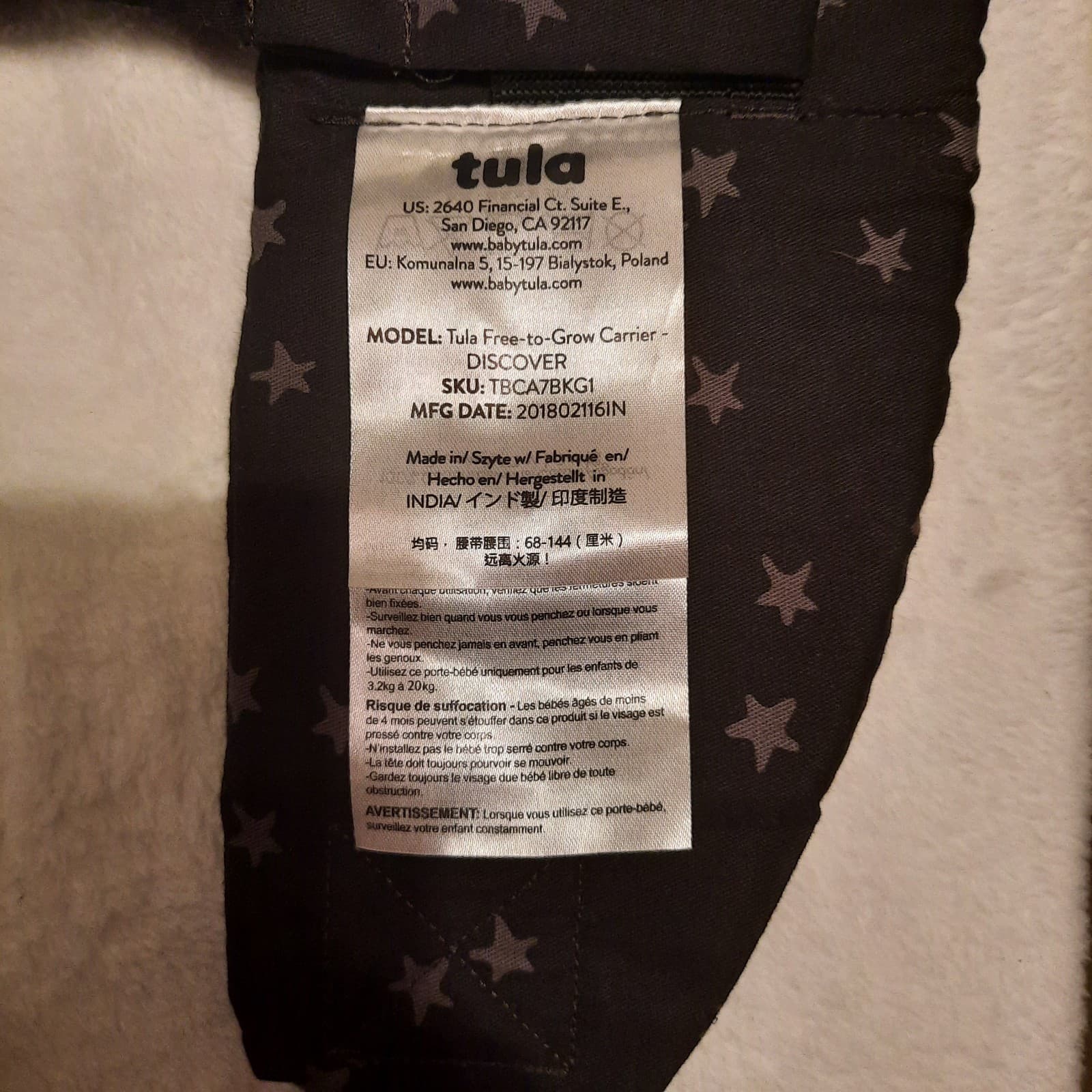 Tula Free-to-Grow Discover Black Grey Stars Baby Carrier 7-45 lb No Hood Include 3