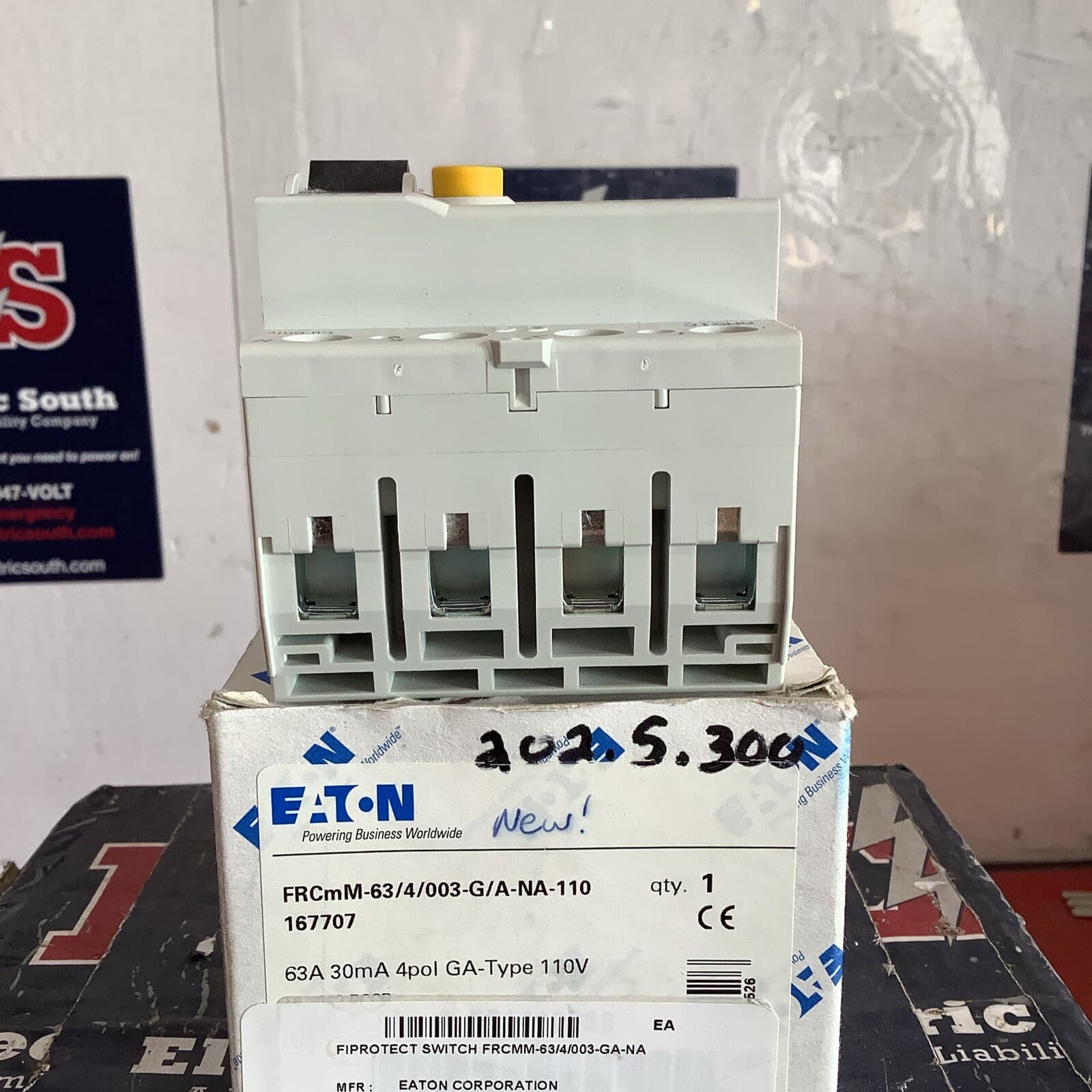Eaton FRCmM-63/4/003-G/A-NA-110 FiProtect Switch 6